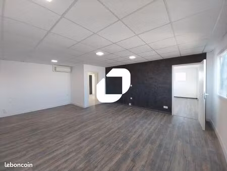 bureaux 200 m²