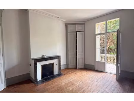 location maison  m² t-7 à bergerac  1 440 €