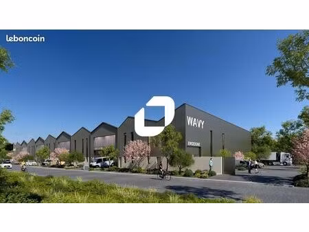 local d'activité 1 062 m²