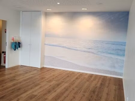 local commercial neuf 37m2-centre carignan-de-bordeaux- idéal profession libérale / boutiq