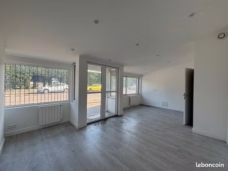 local commercial 35 m² bordeaux