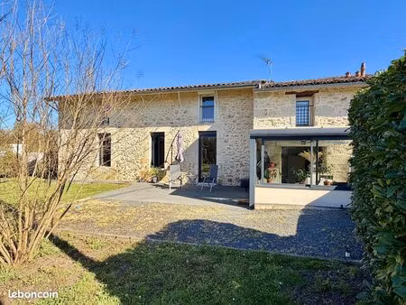 maison restaurée en pierre  jardin et dépendance - 152m² - bordeaux sud gironde