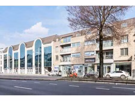 kantoor van 490m² met parking op een toplocatie in centru...