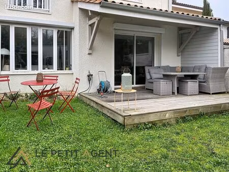 maison de ville de standing – quartier des orangers • bus g • stationnement privé