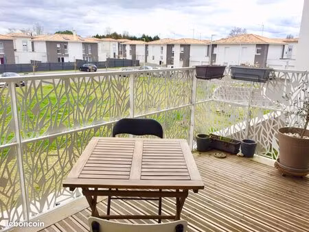 appartement t3 de 62m2 récent  meublé  balcon 7m2  dressing  parking et climatisé