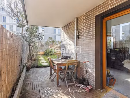 vente appartement 4 pièces 75 m² à sathonay-camp (69580)  330 000 €