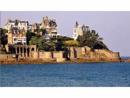 vente maison à dinard (35800) : à vendre / 150m² dinard