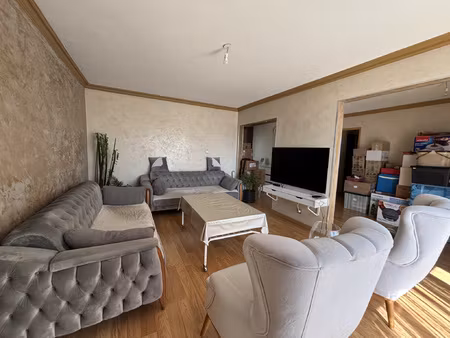 appartement t5 avec cave - ascenseur - échirolles