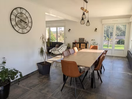 a vendre change - maison 4 chambres bureau grand terrain