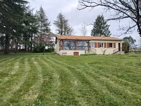 vente coup de cœur – maison de plain-pied au calme avec + 4000 m² dont terrain constructib