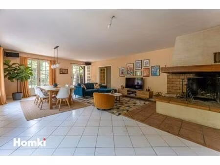 maison/villa t6 de 160 m2 à quinsac 33360