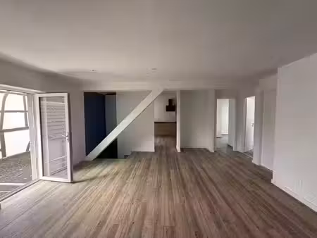 réf*** 11169: région frontalière  sect. attenschwiller / michelbach: appartement entièreme