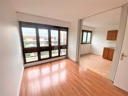 appartement le chesnay 1 pièce(s) 26.68 m2