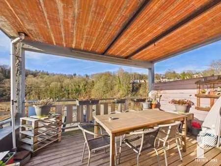 ensemble immobilier : loft loué + entrepôt