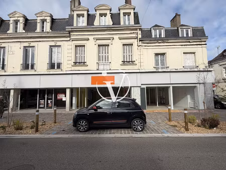 faubourg chartrain local commercial à louer