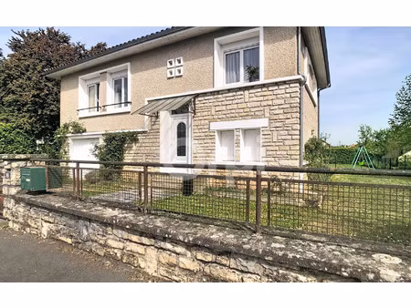 location maison  m² t-4 à terrasson-lavilledieu  780 €