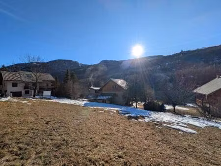 terrain constructible viabilisé à vendre