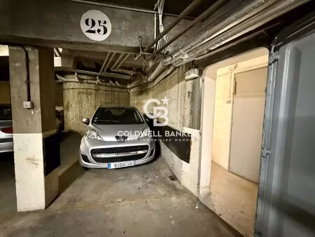 neuilly-sur-seine - emplacement de parking - st james/koenig