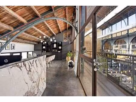 te huur: handelspanden op een prachtige locatie in mechelen