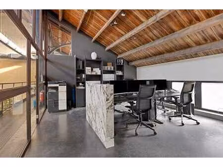 te huur: handelspanden op een prachtige locatie in mechelen