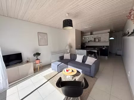 location maison 2 pièces 45 m² à coëx (85220)