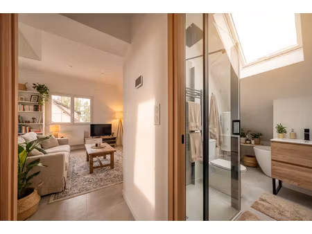 limours : 2 pieces de 50m2 au sol avec parkings et jardinet