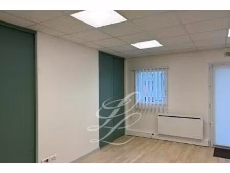 location - bureaux 117 m