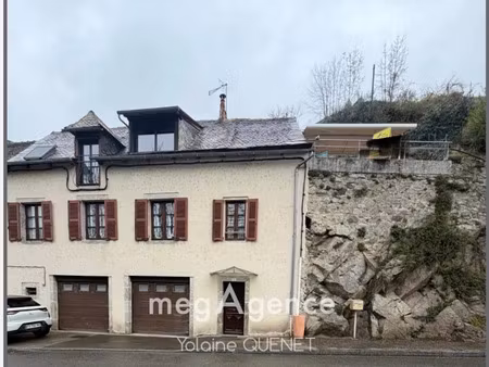 vente maison 4 pièces 83 m² à entraygues-sur-truyère (12140)  89 900 €