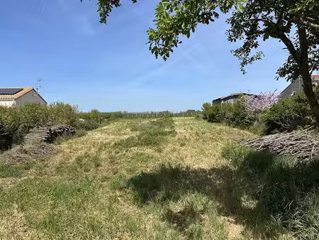 vente terrain à amuré (79210)  26 945 €