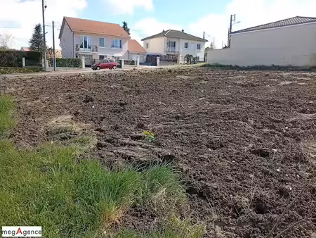 vente terrain à batir 700 m² à cusset (03300)  85 000 €