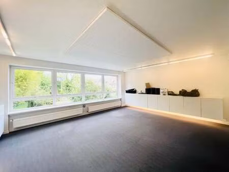 bien professionnel à louer à woluwe-saint-lambert € 2.500 (ln8a1) - latour & petit bxl loc
