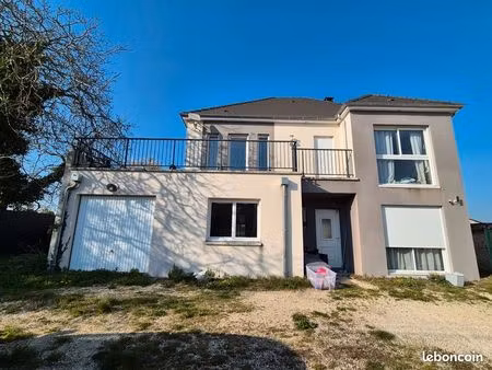 pavillon 6 pièces 132 m²
