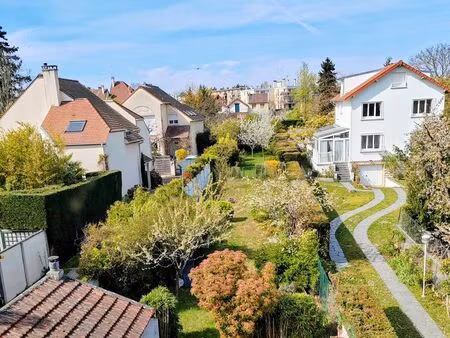 charmant 2 pièces avec jardin
