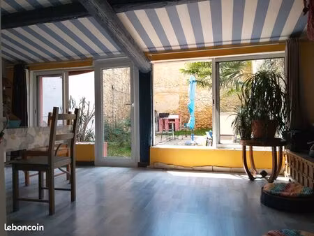 maraussan  maison ancienne avec jardinet à vendre 149 000