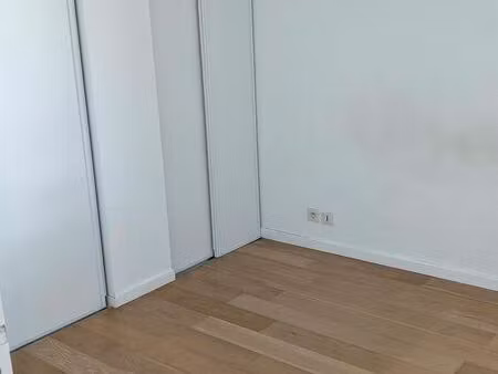 appartement non meublée à louer