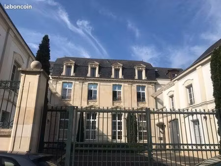 à louer t1 meublé + terrasse - moissons reims