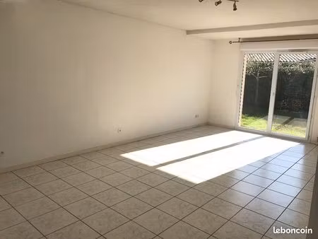 villa 4 pièces 90 m²