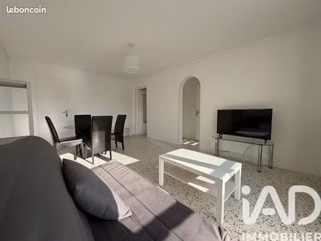 studio 1 pièce 38 m²