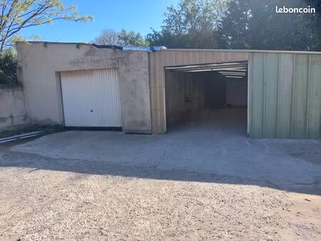 local de 70 mètres carrés dans alés stockage autre