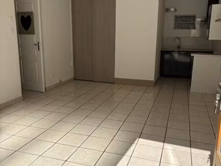 appartement . 2 piéces . 38m²