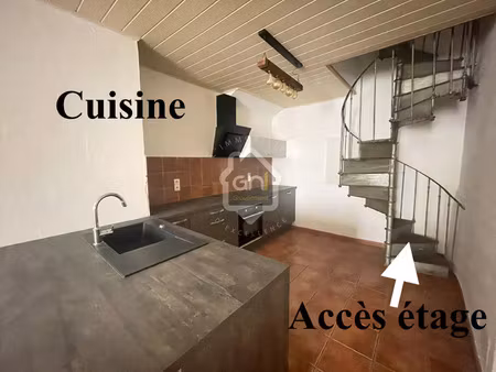 location maison 4 pièces 80 m² à châteauneuf-du-pape (84230)