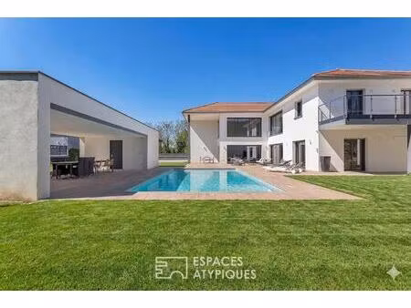 villa d'architecte avec piscine