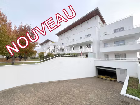 double garage 29 43 m² - centre-ville orvault-nantes