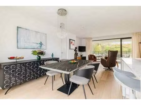 lumineux 2ch + parking