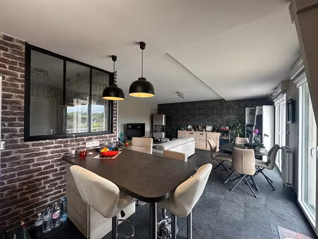 plancoet : centre  t4 de 99m²