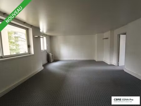 location bureaux 141 m²
