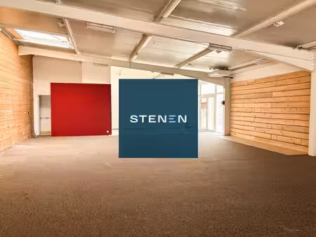 location bureaux 200m²
