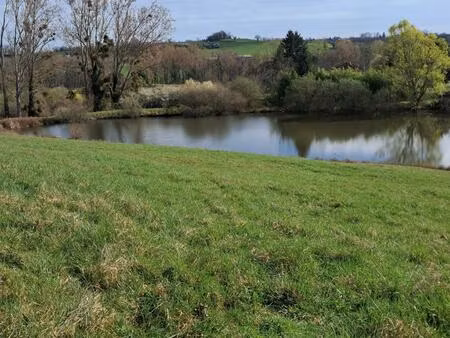 très belle propriété nichée au cœur de la campagne
