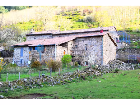 dépt. 07 - a vendre au roux - ancienne ferme de 90 m2 - parc