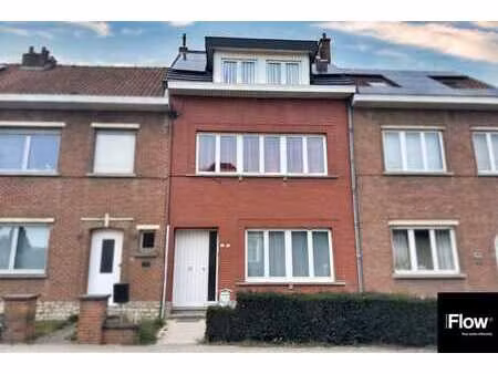 maison 3 ch. avec garage  terrasse / jardin